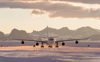 To Antarctica aboard an Airbus A340