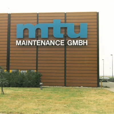 **Schwungvoll:**  Mit diesem Logo startete die MTU Maintenance vor 40 Jahren ihre erfolgreiche Karriere.