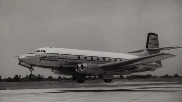 avro-canada-jetlinersandiegoairandspacemuseum_wikimedia-1