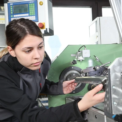 The brush seals are manufactured using a unique wire looping and clamping method.