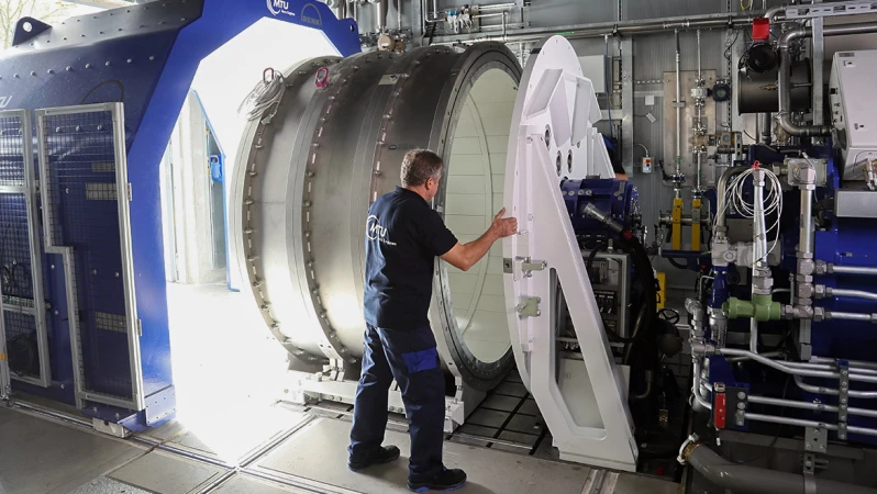 MTU opens new high-tech test center for engine parts