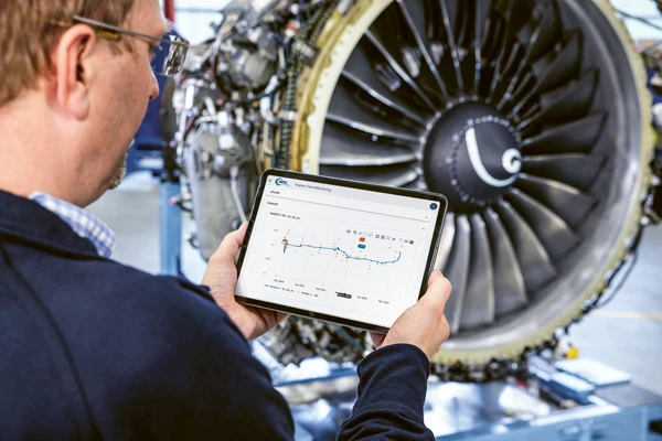 Early warning system for engines: