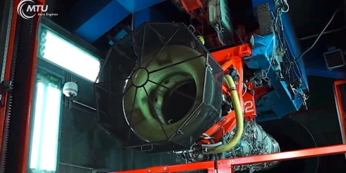 Video: Engines in the test cell